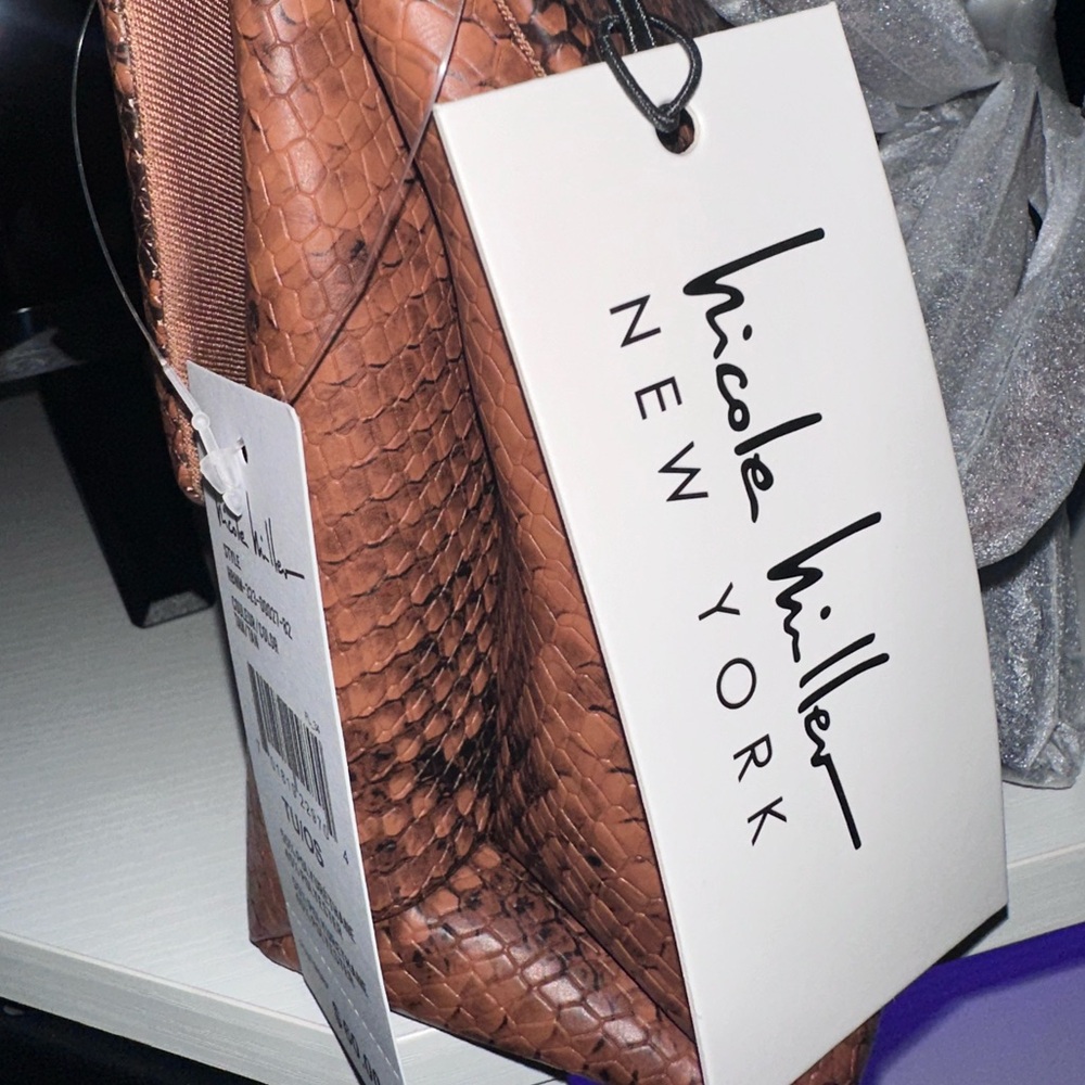 Nicole Miller leather handbag - Picture 3 of 5